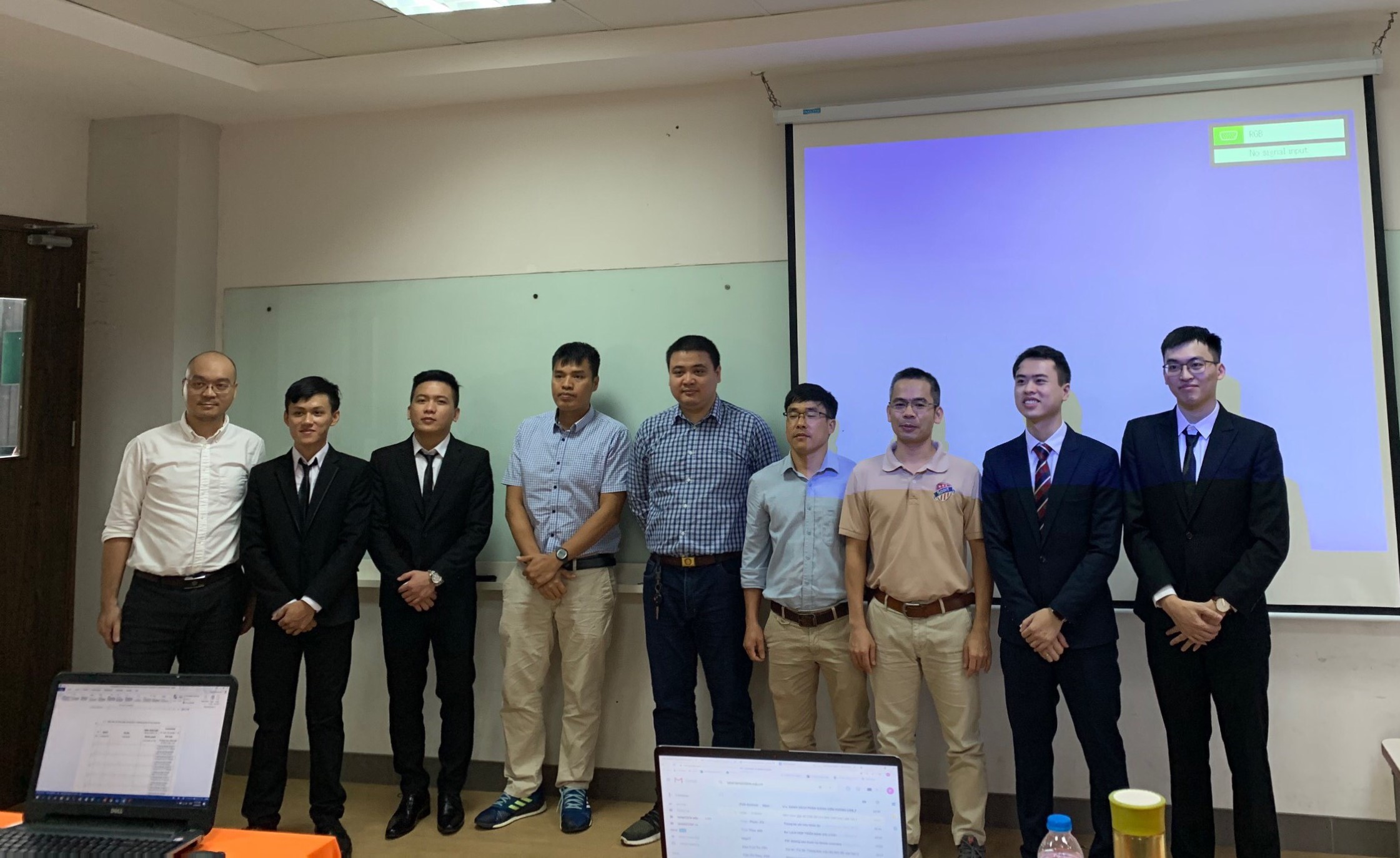 Sinh viên ĐH FPT xây dựng hệ thống quản lý cho doanh nghiệp nhỏ và kinh doanh hộ gia đình