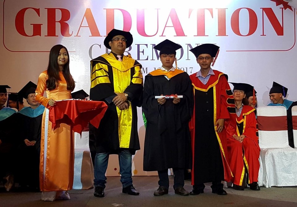 Gần 200 sinh viên FAI HCM dự lễ tốt nghiệp