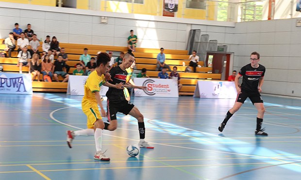 ĐH FPT vượt chủ nhà RMIT ngay vòng bảng Futsal