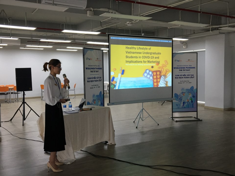 Chìa khóa quan trọng là học cùng trải nghiệm thực tế