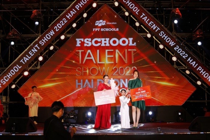 FSchool Talent Show là sân khấu tỏa sáng những tài năng nghệ thuật của học sinh do Trường THPT FPT, FPT Edu tổ chức
