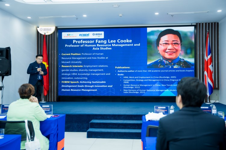 GS. Fang Lee Cooke, ĐH Monash, Australia