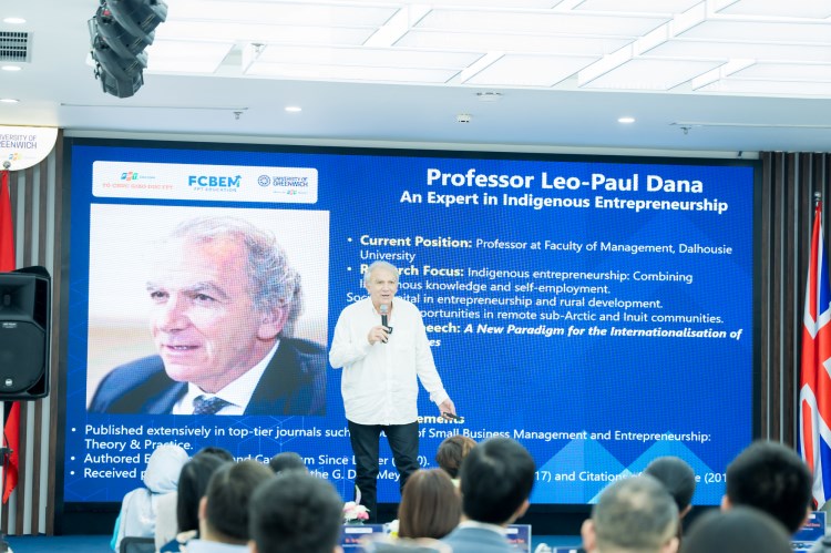 GS. TS. Léo-Paul Dana (ĐH Dalhousie, Canada)