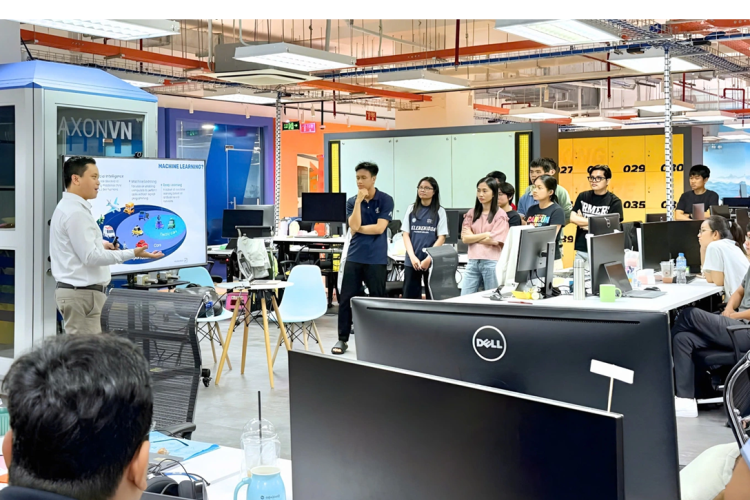 Tien-si-Truong-Dai-hoc-FPT-2