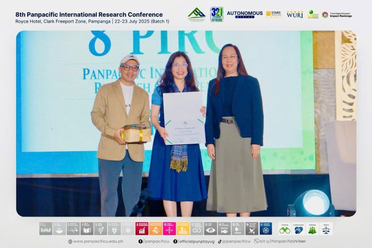 Sinh-vien-Truong-DH-FPT-nghien-cuu-khoa-hoc-2