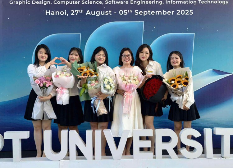 Sinh-vien-Truong-DH-FPT-lam-do-an-thuc-tien-1