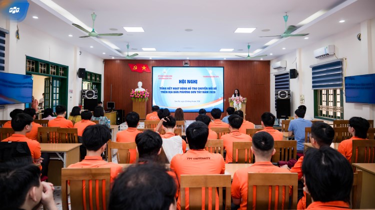Sinh viên Trường ĐH FPT Hà Nội ghi dấu hoạt động hỗ trợ phường Sơn Tây triển khai NQ57 qua kỳ OJT