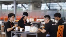 Đèn giao thông thông minh – ý tưởng mới mẻ tại Chung kết FPT Edu Hackathon 2021