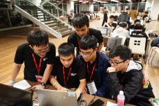 Chùm ảnh: Những "chiến binh" code xuyên màn đêm để kịp về đích cuộc thi FPT Edu Hackathon 2021