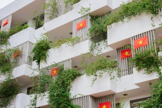 Sắc cờ Tổ quốc tại các campus Trường ĐH FPT toàn quốc