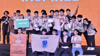 Học sinh Đà Nẵng giành suất sang Mỹ thi chế tạo và vận hành robot