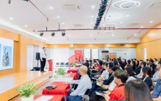 Hội thảo quốc tế về Quản trị trải nghiệm khách hàng của Swinburne Việt Nam thu hút nhiều chuyên gia và lãnh đạo doanh nghiệp lớn