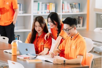 Chương trình đào tạo các ngành Ngôn ngữ Anh, Ngôn ngữ Nhật và Ngôn ngữ Hàn Quốc của Trường ĐH FPT đạt kiểm định AQAS